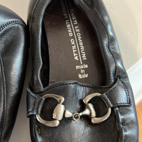 ATTILIO GIUSTI LEOMBRUNI (AGL) ~ black Italian leather buckle loafers - Picture 4 of 16